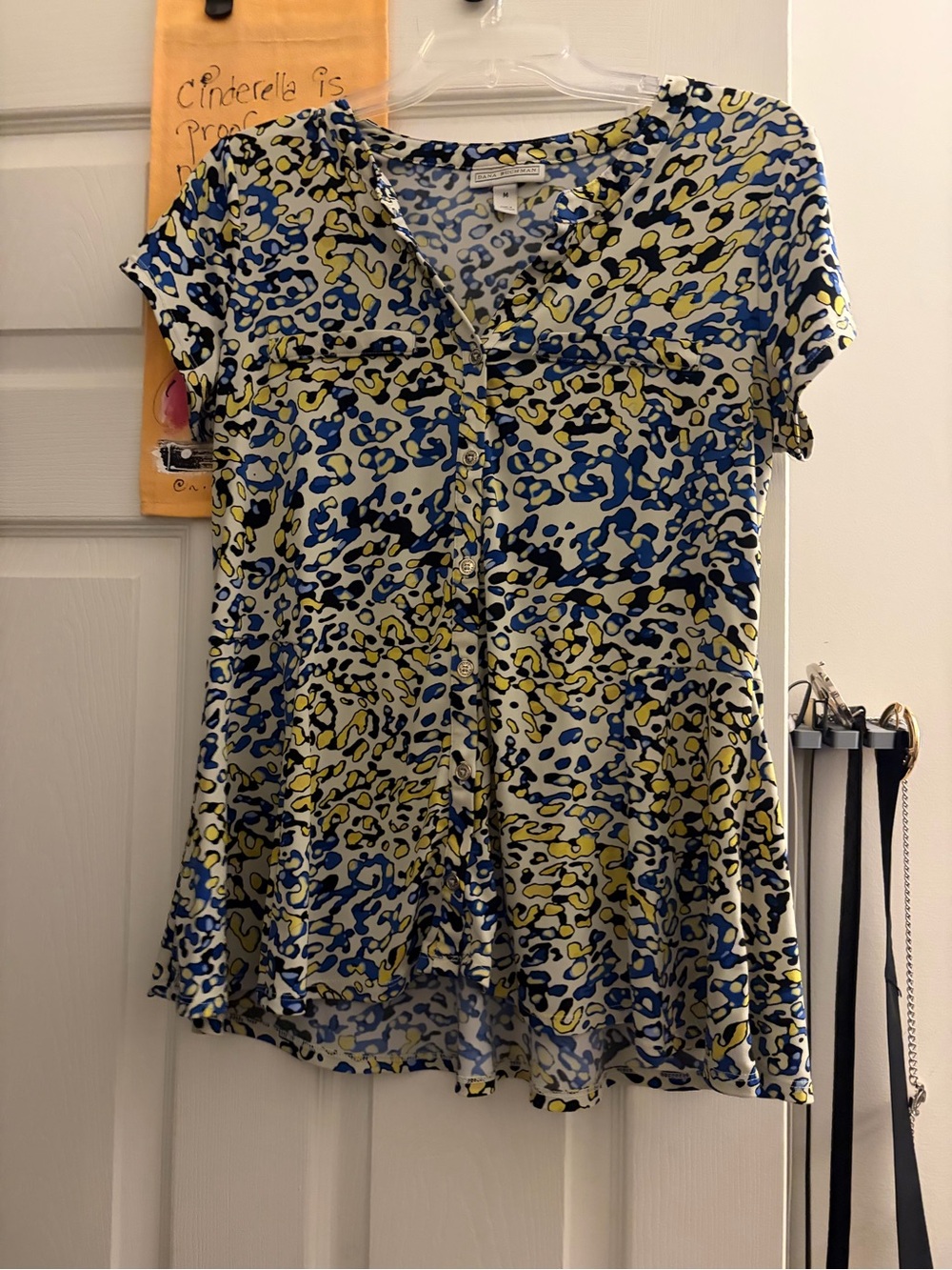 Dana Buchman Blue, Yellow & Black Abstract Print Button-Front Top